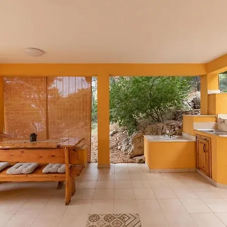 Semesterbostad Stunning In